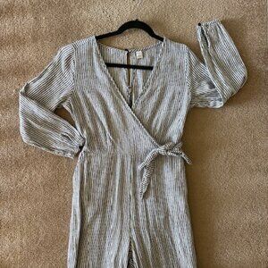 Old Navy Linen Blend Jumpsuit (navy and white)